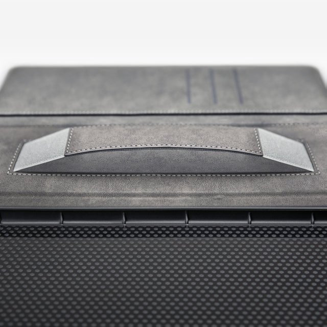 Mobilize Premium Folio Case iPad Air 13" 2024/2025 Black - Simple kopen bij Microforce | Apple - specialist & refurbished expert | Gratis afhalen in Gentbrugge, Antwerpen & Oudenaarde of snelle levering in België!