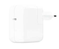 Apple MacBook Air USB-C Adapter